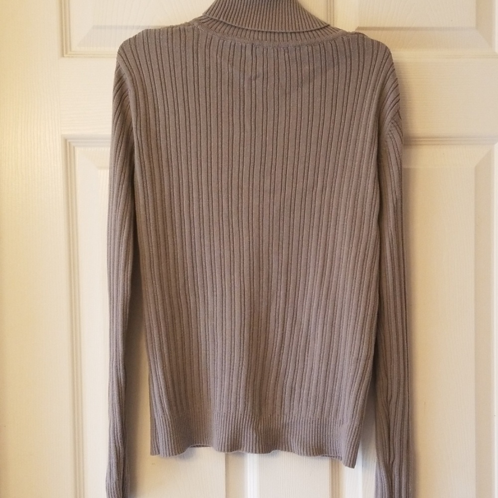 Girls Sweater - Picture 2 of 4
